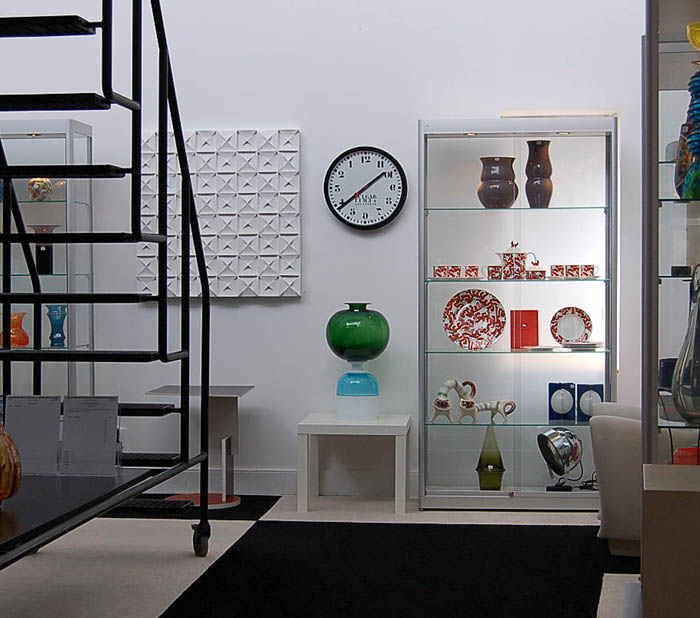 Showroom 5 Botterweg Auctions Amsterdam July 2007